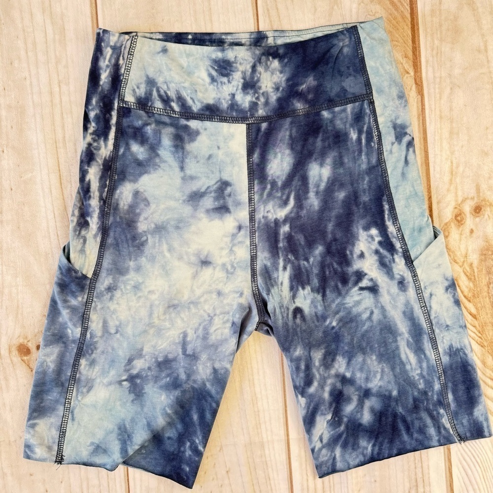 Hem & Thread Blue Tie Dye High Waist Biker Shorts w Thigh Pockets & Raw Hem NEW